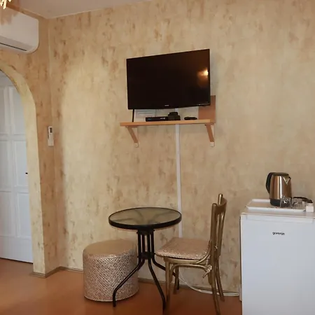 Arany Dio Fogado Apartment Eger Exterior photo